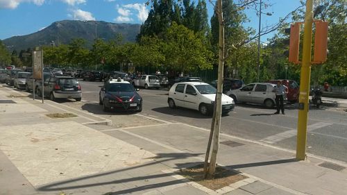 Rapina un’auto a Sant’Eustachio, fermato con la droga vicino a parco Pinocchio
