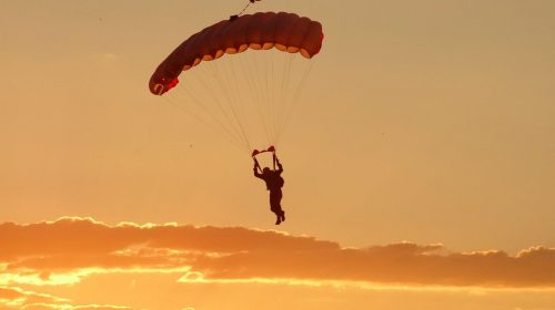 Paracatudisti salvati in mare a Capaccio Paestum da Guardia Costiera