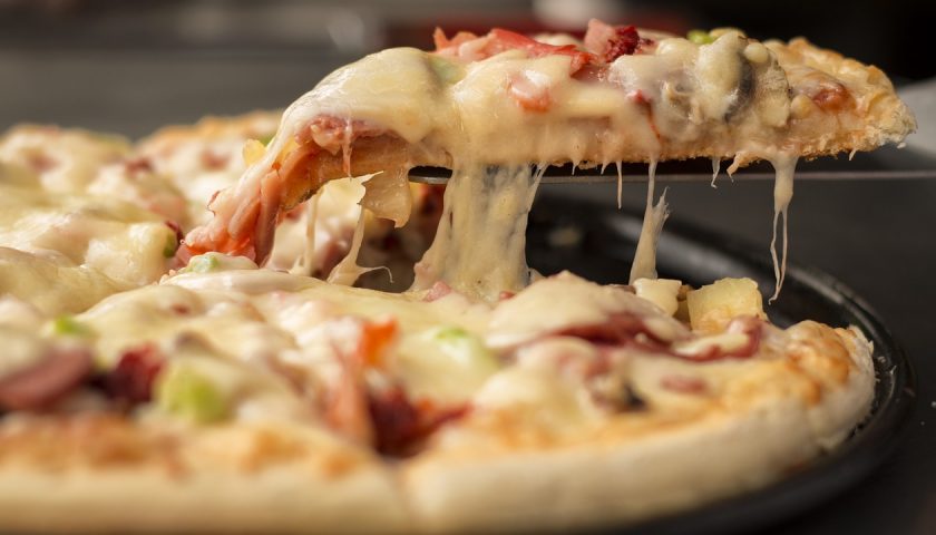Marco Barletta inaugura la sua pizzeria nel cuore di Salerno