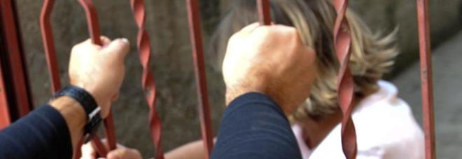 Minacciata una giovane cameriera: nei guai l’ex fidanzato