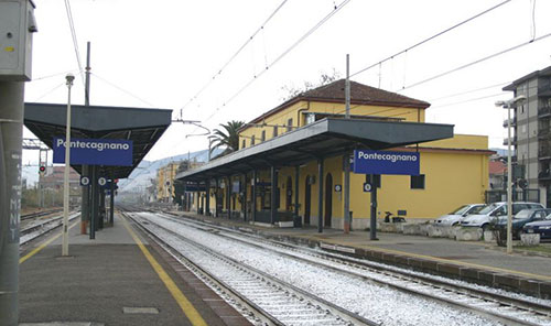 Pontecagnano: fulmine manda in tilt stazione ferroviaria, ritardi sui treni