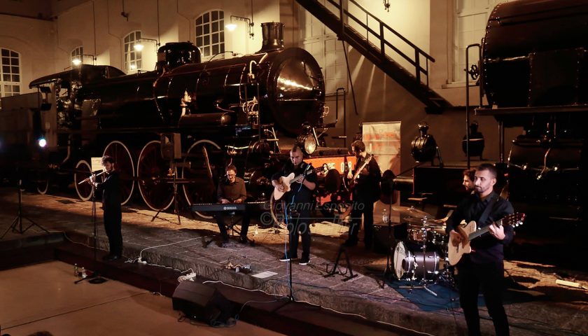 Museo di Pietrarsa: La musica viaggia sui binari della storia con la “Quartieri Jazz Orkestrine”