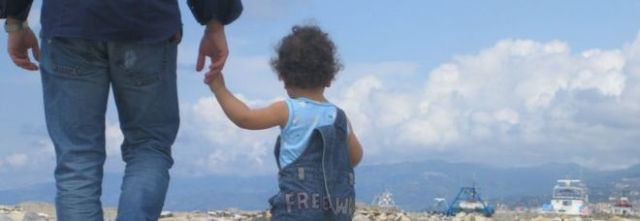 Un padre «perfetto sconosciuto»: il figlio può cambiare cognome