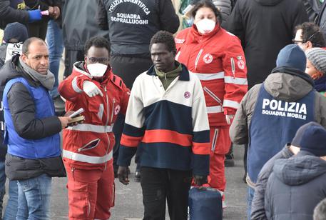 Migranti, drastico calo degli sbarchi nel 2019, -95,7%