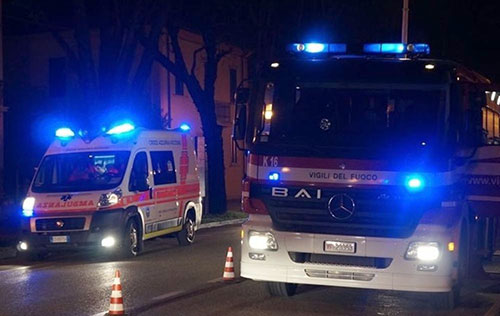 Anziano ustionato dal fuoco del camino