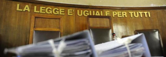 Anziana legata al letto in ospedale: assolti medici e infermieri