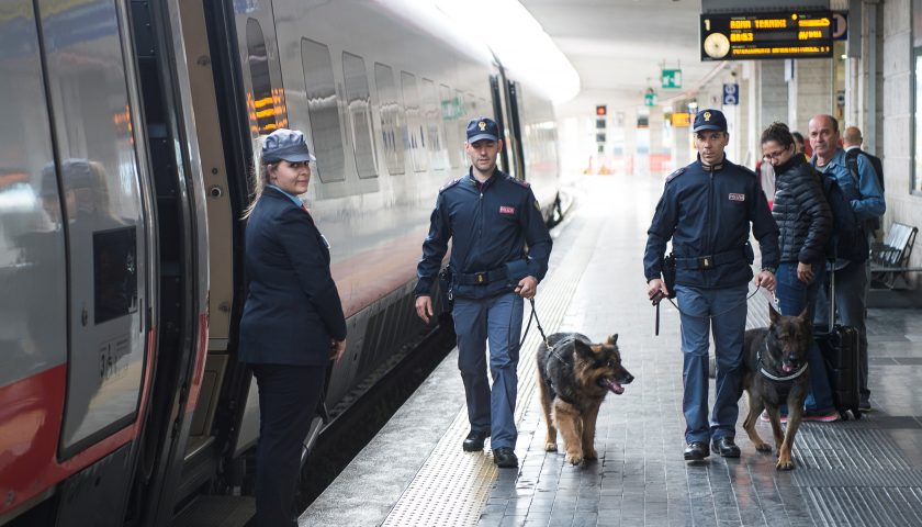 Operazione Stazioni Sicure: controlli straordinari a viaggiatori e bagagli, Task Force Antiabusivismo