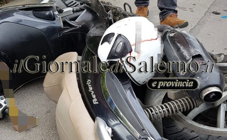 Roccapiemonte. Incidente nei pressi del Liceo, sangue sull’asfalto