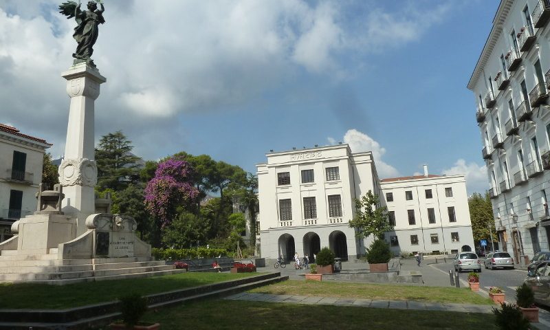 Cava de’ Tirreni, i cittadini: terrorizzati da una banda di ragazzini