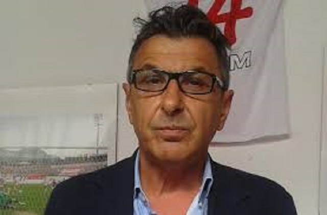 Cannella: “La Salernitana non è scarsa, a questo punto del torneo è inutile cambiare allenatore”