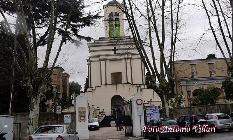 Salerno, commemorazione dei Defunti: scatta il piano traffico per il cimitero