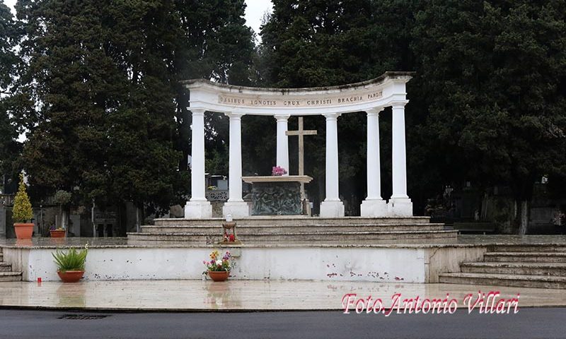 Cimitero di Salerno, ripristinati gli orari di apertura