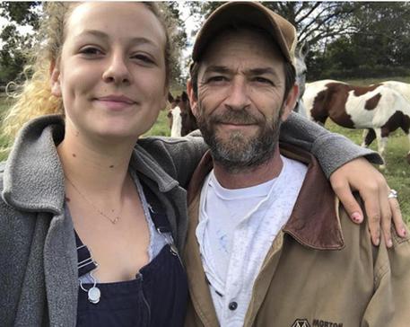 Luke Perry, la figlia Sophie: ‘Grata per l’amore ricevuto’