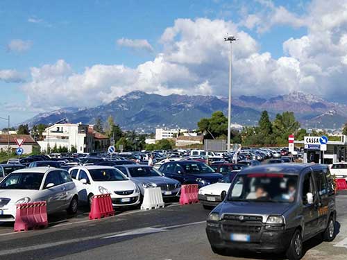 A Salerno nasce “Control room” per il monitoraggio dei parcheggi