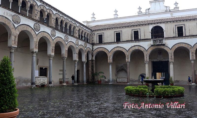 Duomo di Salerno aperto 6 ore al giorno, si entra con mascherine e guanti