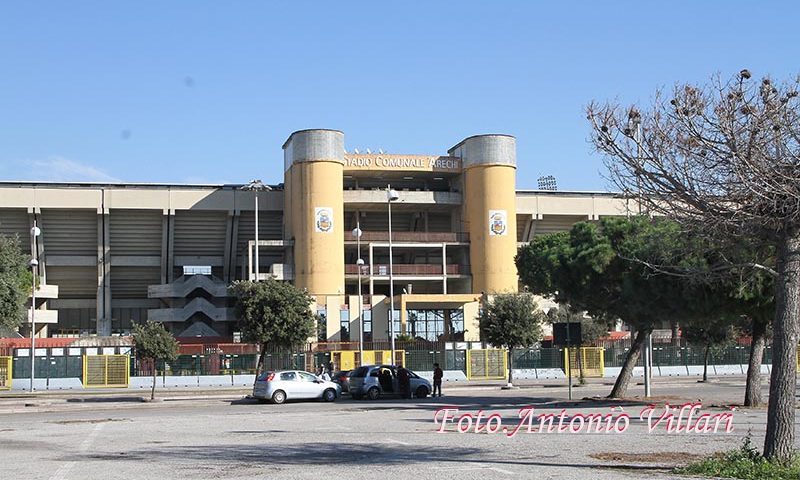 Tenta di entrare allo stadio Arechi nonostante su di lui pendesse un Daspo, arrestato tifoso della Salernitana