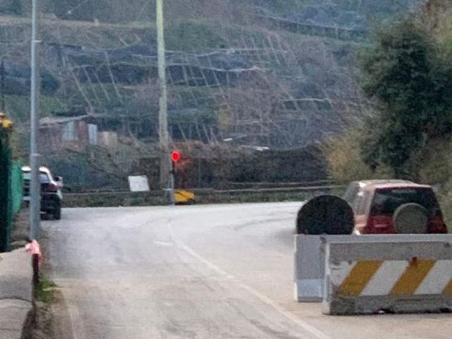 Strada Tramonti-Maiori, apertura allargata a 19 ore: si transiterà dalle 6 alle 01