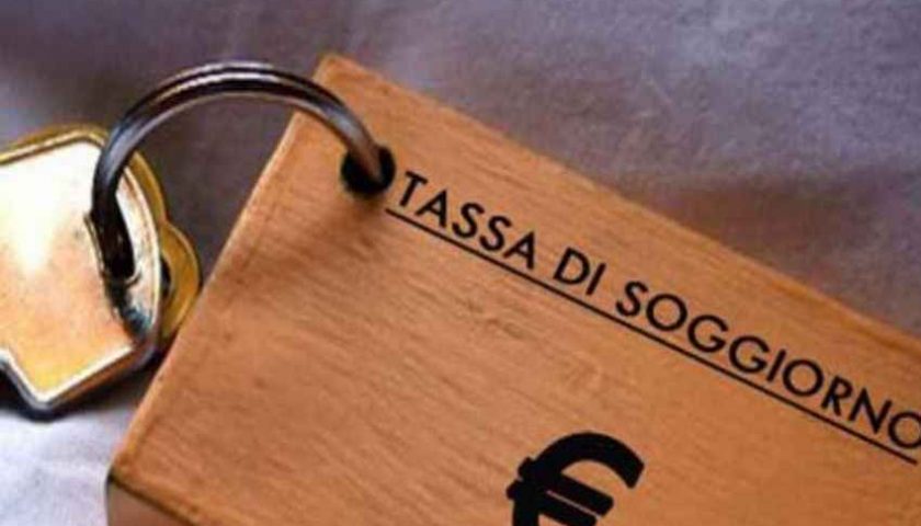 Tassa di soggiorno a Salerno, incasso record con un milione e 269mila euro nel 2023