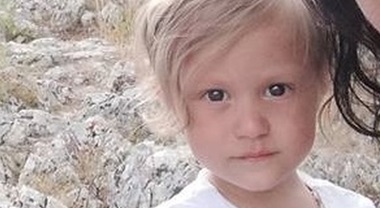 Tragedia a Campagna: un wurstel letale per una bambina