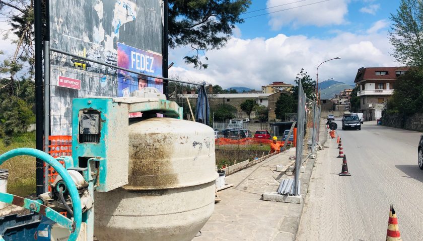 Nocera Superiore: luci in via Indipendenza, proseguono i lavori