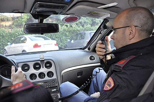 Nocera Inferiore: frequenta pregiudicati, Polizia ritira arma ad un 32enne