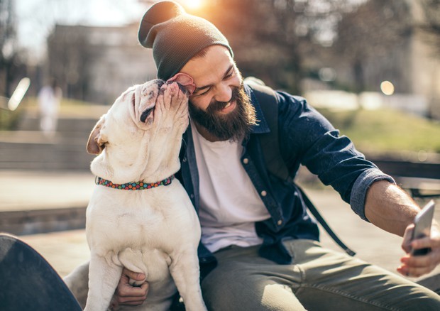 Nella barba degli uomini più germi che nel pelo dei cani