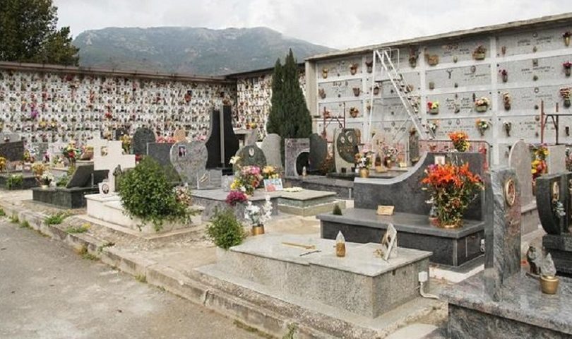 Cimitero Salerno, ingresso per la festività di Ognissanti: le disposizioni del Comune