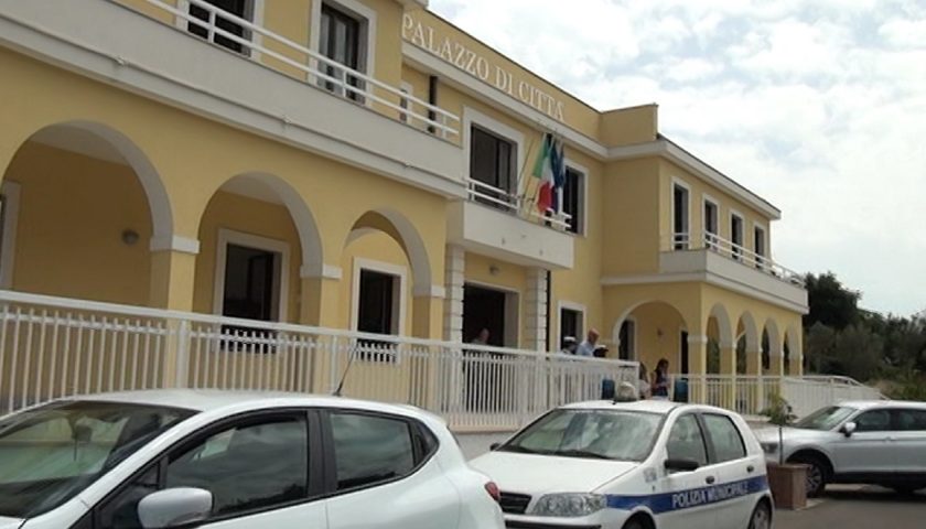 Capaccio/Paestum: domani consiglieri dal notaio per lo sciogliemento