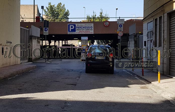 Nocera Inferiore: parcheggio a mezzo servizio da due mesi, utenti in coda