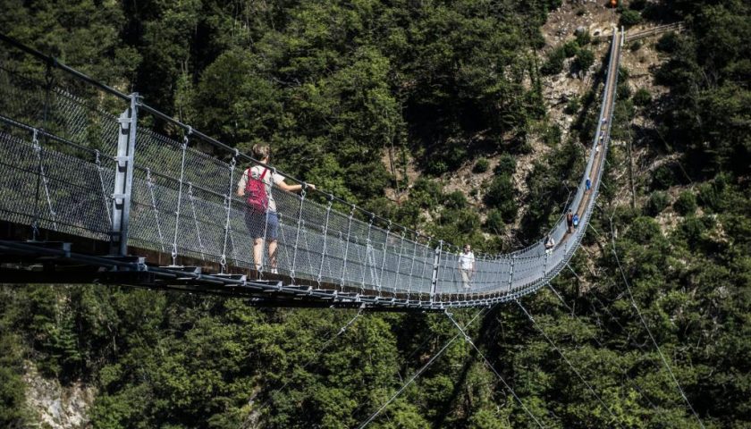 Il parco delle meraviglie: un ponte tibetano collegherà Tortorella e Casaletto