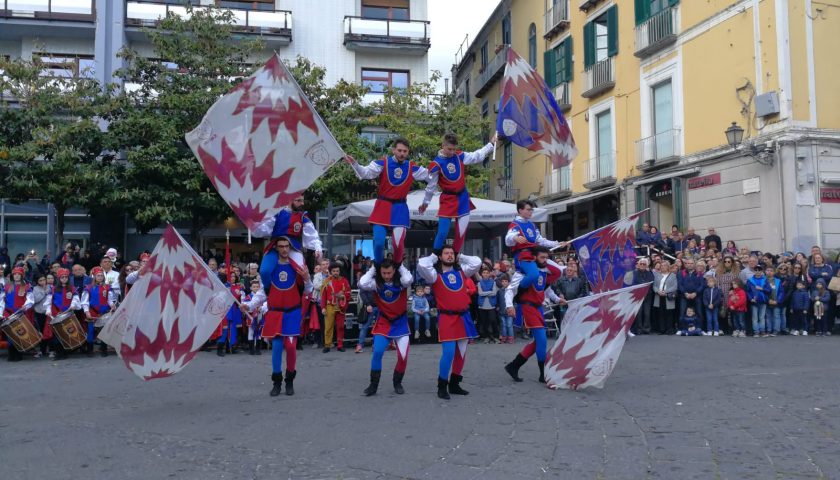 Salerno: partita la XXIX edizione della Fiera del Crocifisso