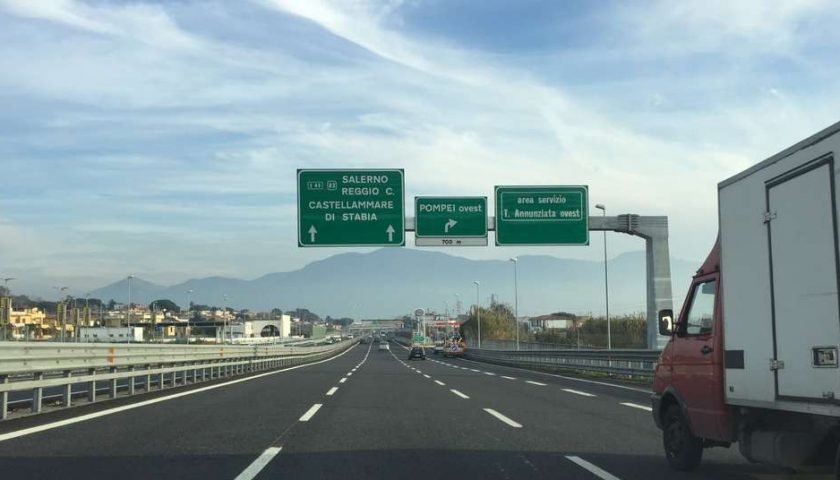 A3 Napoli-Pompei-Salerno: giovedì notte chiuso il tratto tra Castellammare di Stabia e Pompei est Scafati, verso Salerno