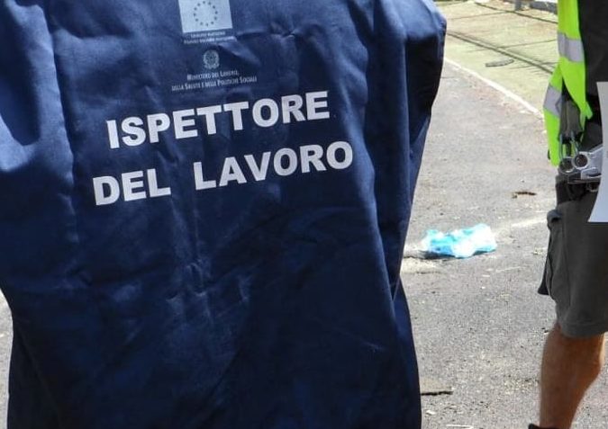 Controlli dell’Ispettorato del Lavoro a Salerno: 17 lavoratori in nero nel settore della ristorazione