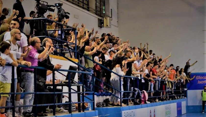 La Virtus Arechi Salerno chiama a raccolta i tifosi, è tempo di gara tre