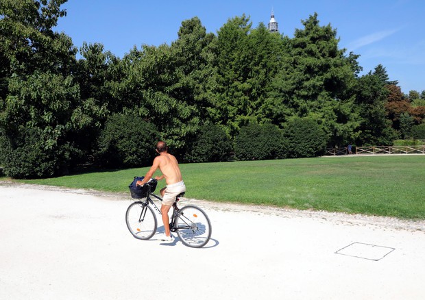 Giornata mondiale della bici, ma l’Italia pedala poco