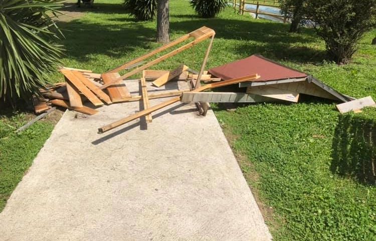Grave atto vandalico al parco urbano di San Marzano sul Sarno