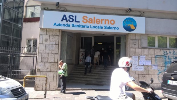 L’Asl di Salerno prima azienda in Campania per i vaccini: 282mila dosi somministrate