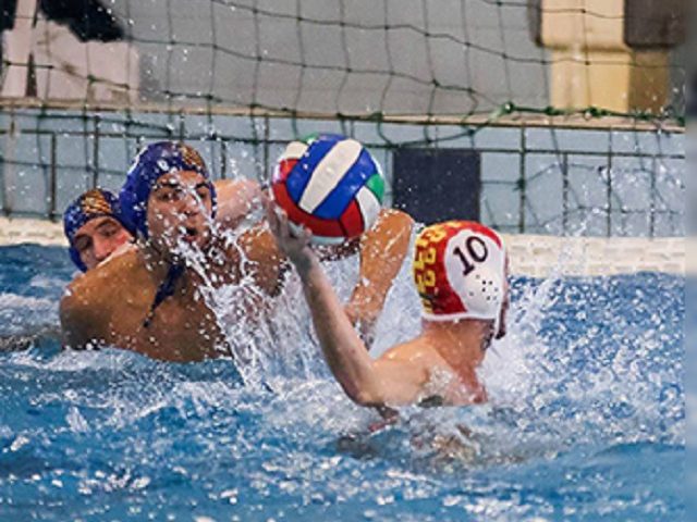 La Rari Nantes Salerno vince gara 1 della finale play off contro il Latina
