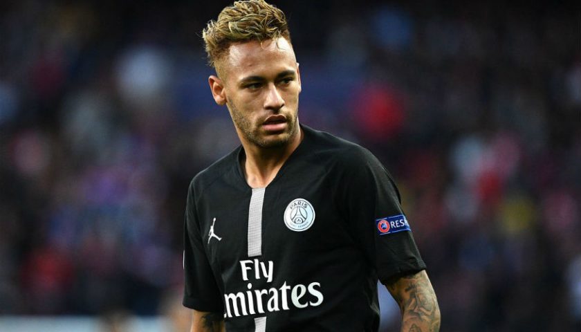Bufera Neymar: non vuole giocare più col Psg