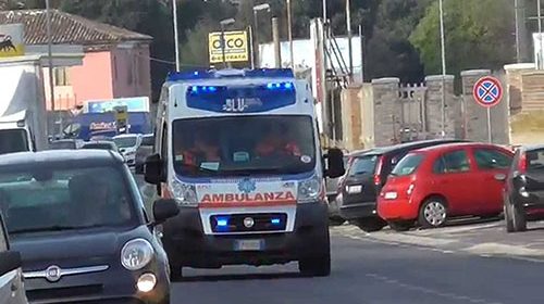 Cava de’ Tirreni, malore in auto: muore anziano
