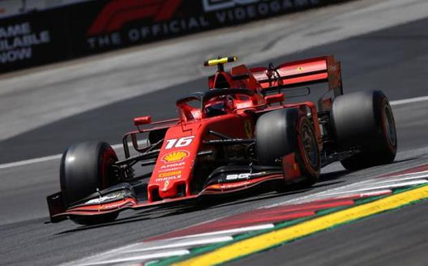 Formula 1: pole di Leclerc in Austria davanti a Hamilton, Vettel solo nono