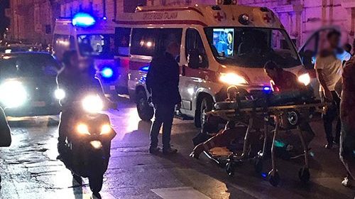 Scooter sbanda, tre feriti in corso Garibaldi a Salerno