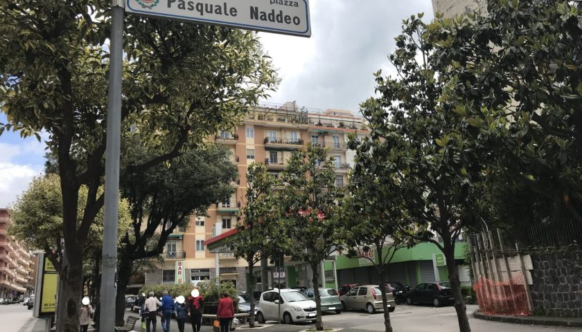 La denuncia del Codacons: “Rione Carmine come una discarica”