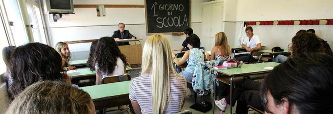 Pensioni e malattie, prof in fuga: la scuola salvata dai supplenti