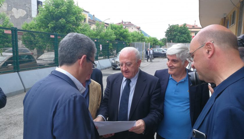 Cava de’ Tirreni, il Governatore De Luca in vista allo stadio “Lamberti” in vista delle Universiadi