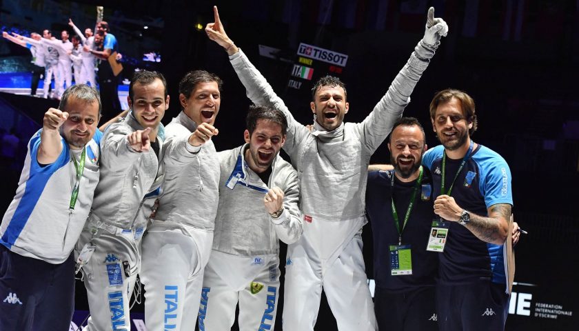 CAMPIONATI DEL MONDO BUDAPEST 2019: MEDAGLIA DI BRONZO PER L’ITALIA DEGLI SCIABOLATORI  CON IL NAPOLETANO LUCA CURATOLI