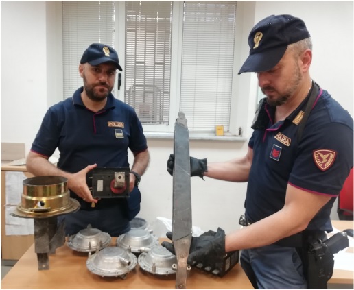 Operazione “Oro rosso”, due arresti nei controlli straordinari della Polizia di Stato contro il fenomeno dei furti di rame in ambito ferroviario