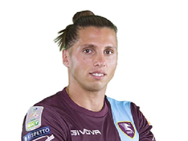 La Salernitana saluta Vuletich: “Salerno, il mio pezzo di Argentina… però senza giocare preferisco tornare a casa”