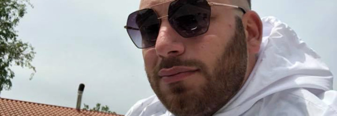 Spari contro il padre del killer, è giallo: «Nessun segno sull’auto»