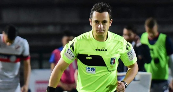 Sala Consilina in festa, l’arbitro Ivan Robilotta promosso in serie B